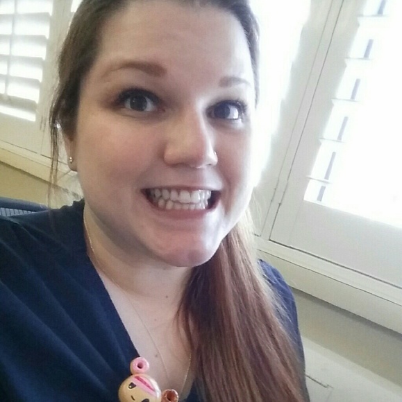 Meet your Posher, Ciarra - Picture 1 of 1