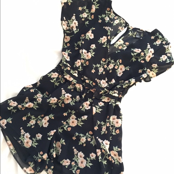 Floral romper!