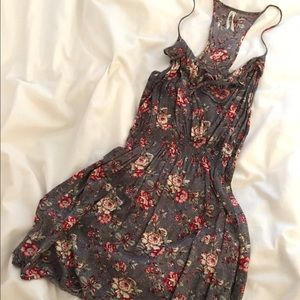 Floral sun dress!