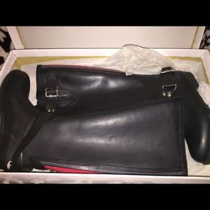 Black and red Steve Madden rain boots