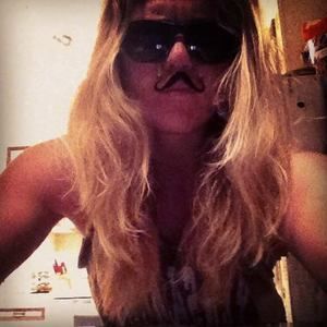 Meet your Posher, Kateland