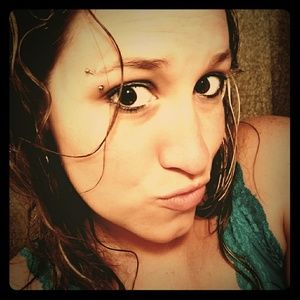 Meet your Posher, Desirae