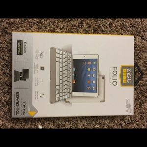 Wireless keyboard for iPad mini