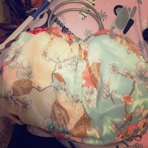 Cute handbag with silver handles