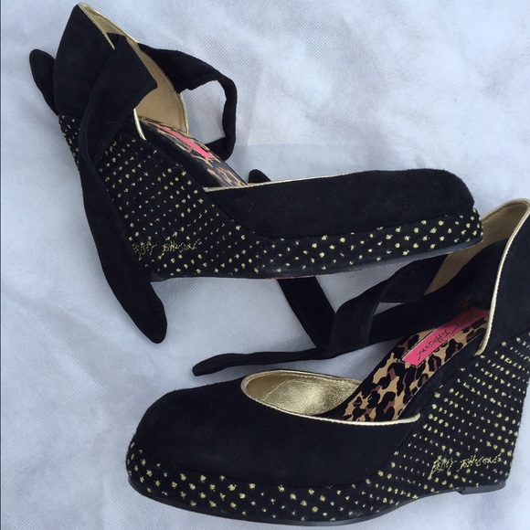 Betsey Johnson black wedge heels
