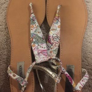 Steve Madden sandals.