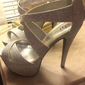 Shii by journeys prom heels