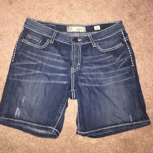 BKE shorts size 29