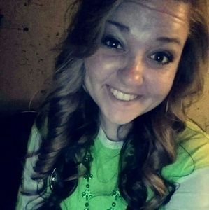 Meet your Posher, Briana