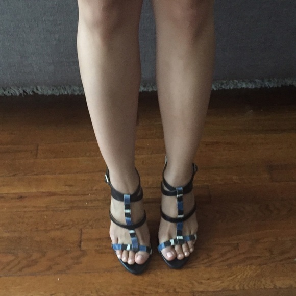 Zara Strappy Sandals (NEW!) - Picture 4 of 6