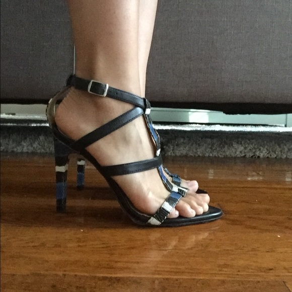 Zara Strappy Sandals (NEW!) - Picture 5 of 6