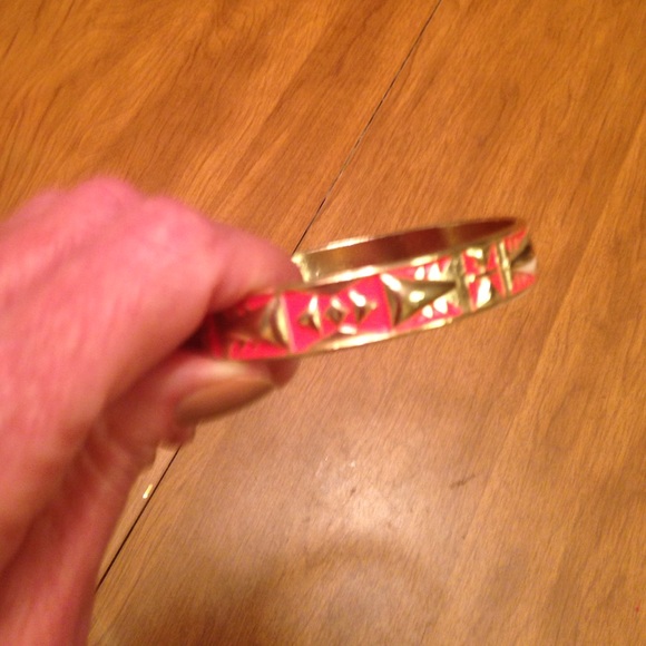 Bracelets - Picture 3 of 3