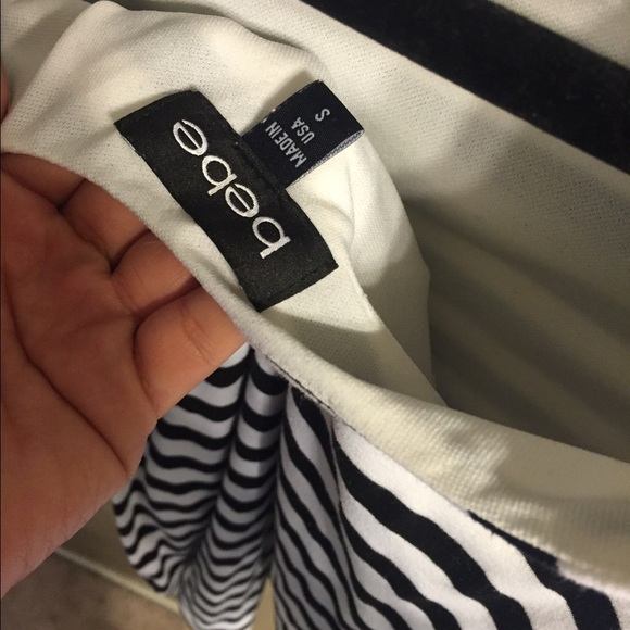 Bebe puffed shoulder striped dress - Picture 3 of 4