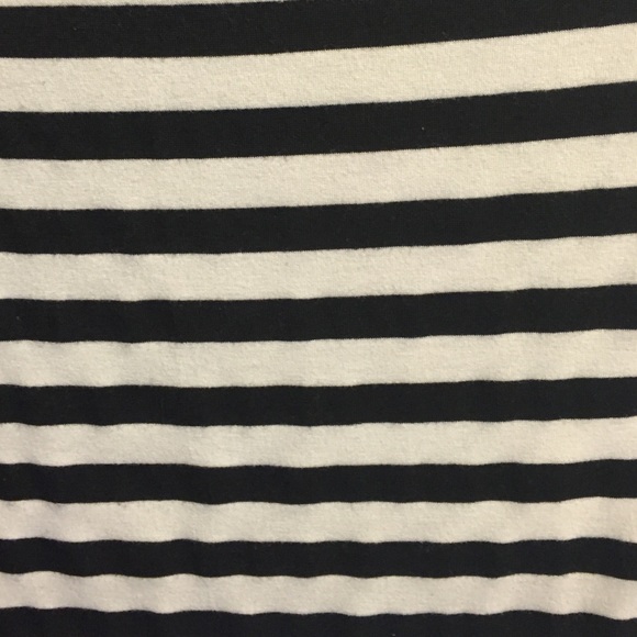 Bebe puffed shoulder striped dress - Picture 4 of 4