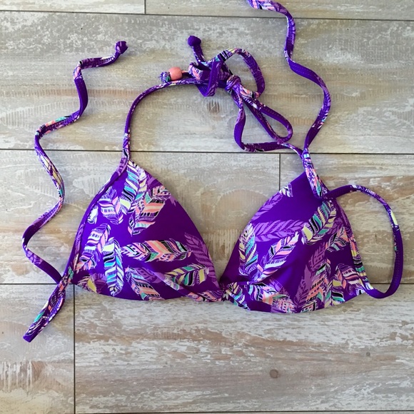 Macy's Other - Feather print bikini top