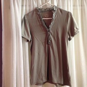 Gray Old Navy Shirt