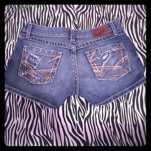 BKE Sabrina Style Shorts!!
