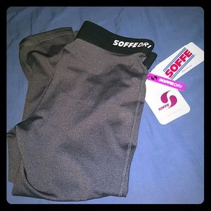 BRAND NEW WORKOUT CAPRIS