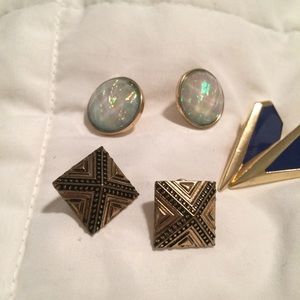 Forever 21 Jewelry - Earring bundle Forever 21 Jewelry - Earring bundle