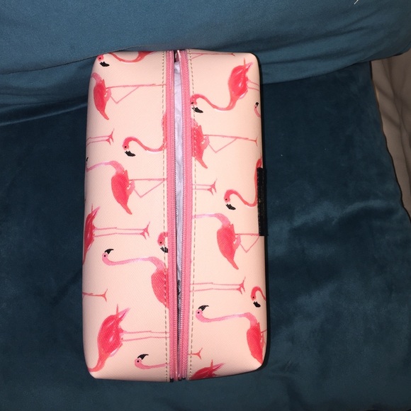 Makeup bag - Picture 3 of 4