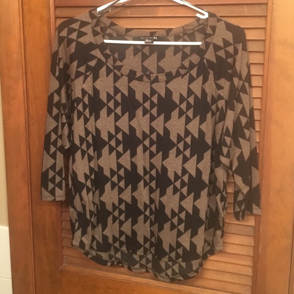 Forever21 Aztec 3/4 Sleeved Shirt