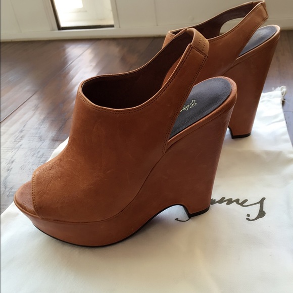 Elizabeth and James camel colored wedge