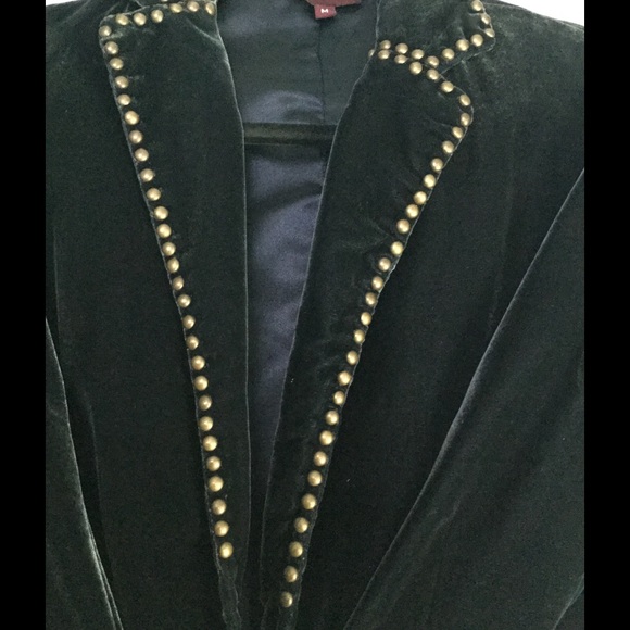 *Jacket* - Picture 3 of 4