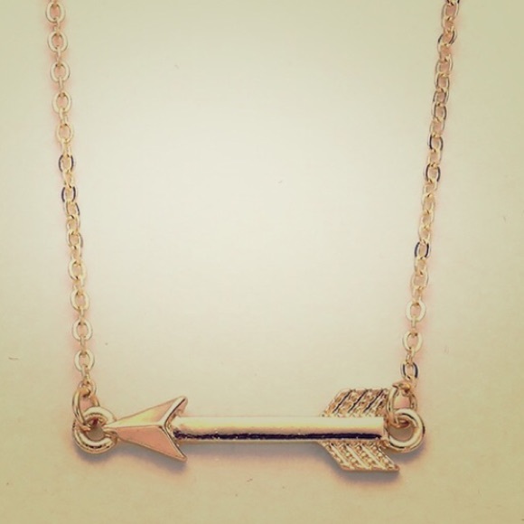 Arrow Pendant Necklace - Picture 2 of 3