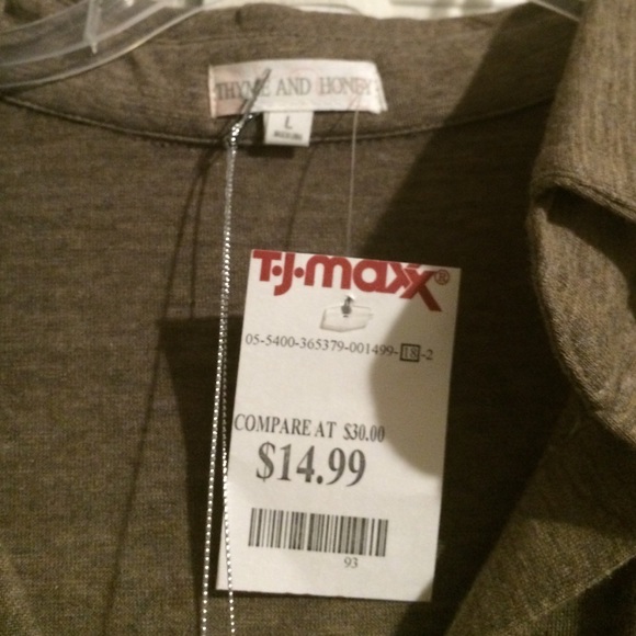 NWT button down tee - Picture 2 of 2