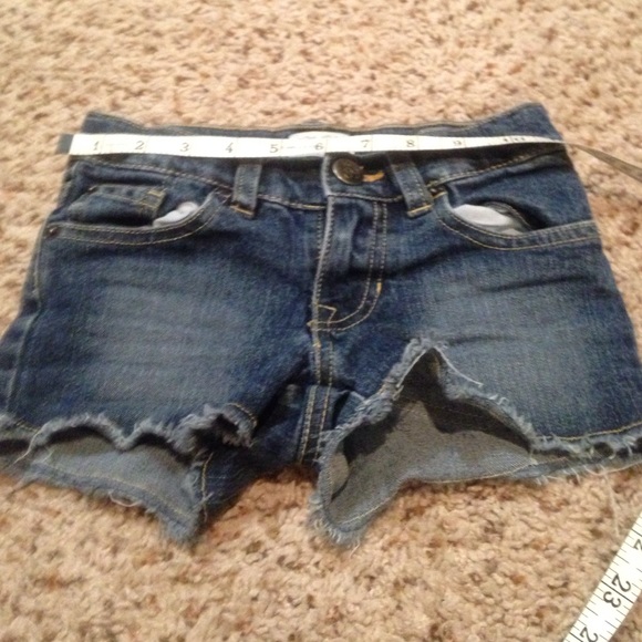 Little girl's shorts. - Picture 2 of 3