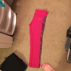 Nike leggings. Size M *ONE DAY SALE*