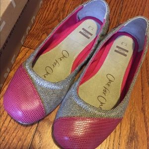 TOMS ballet flats, girls size 3