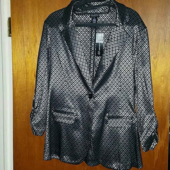 XL Blazer new with tags attached