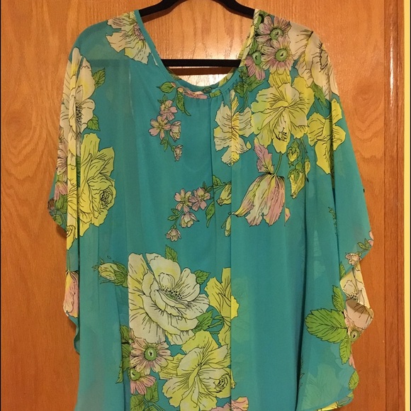 SOLD Love21 flowy dress