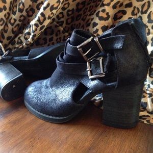 Black Chnunky Wedge Heels with Buckles