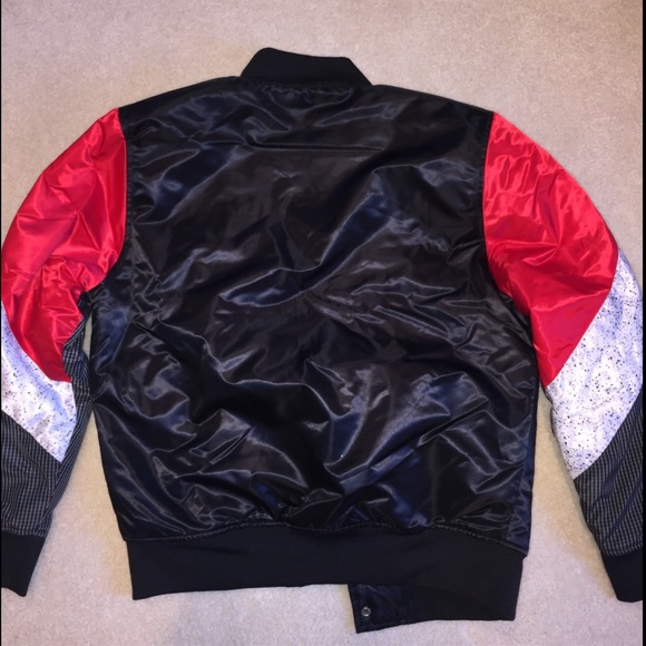 Staple bomber jacket. - Picture 2 of 3