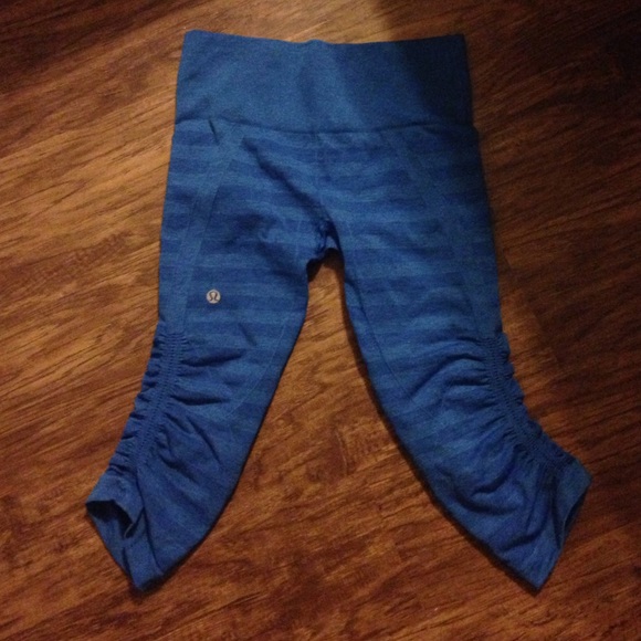 Lululemon in the flow Capri 2/4 - blue