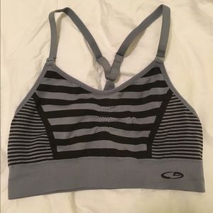 ❌SOLD❌ Gray sports bra