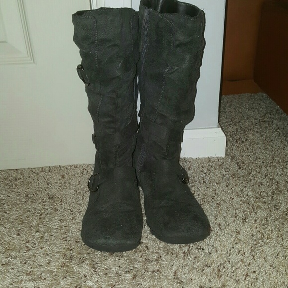 Grey suede boots