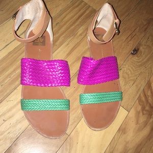 DV Dolce Vita Size 10 Pink & Green Stylish Sandal