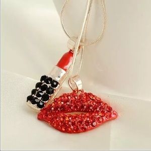 Cute sexy lips necklace