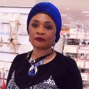 Meet your Posher, Hanifah