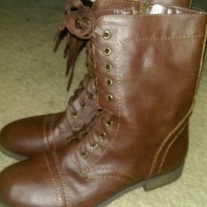 Combat boots (Rampage)
