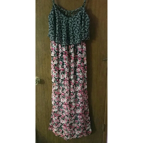 🌺☀ Long Floral Summer Dress with knee slit 🌺☀