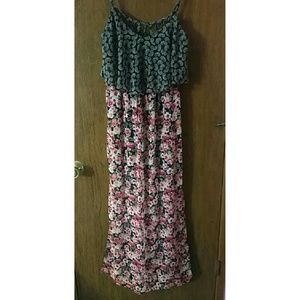 🌺☀ Long Floral Summer Dress with knee slit 🌺☀