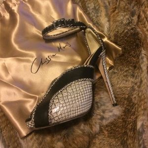 Snakeskin Chrissie Mom's size 38 high heels