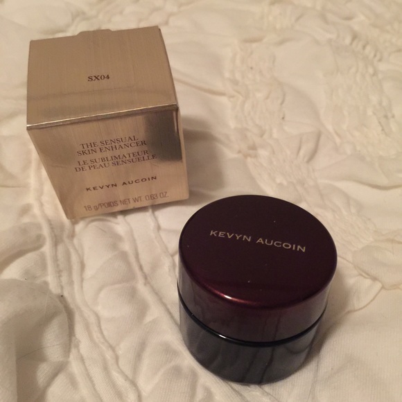 Kevyn Aucoin Sensual Skin Enhancer SX04