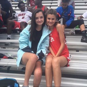 Meet your Posher, Helen