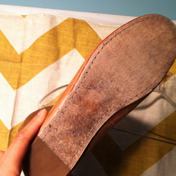 SOLD SOLD SOLD Olukai Auana suede ankle boots - Picture 2 of 3