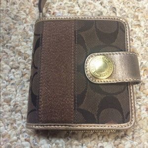 Coach Wallet - Chocolate Brown! *Like new!*